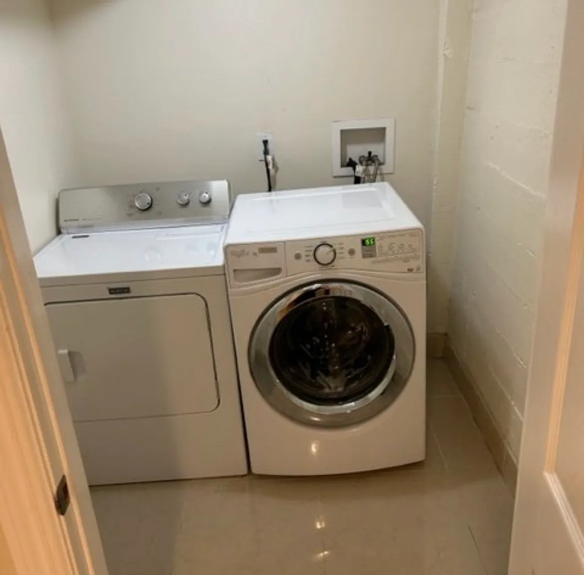 1 bed, 700 sqft, $1,750 — Photo 4