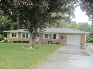 603 Sherwood Park Rd, Washington, IL 61571