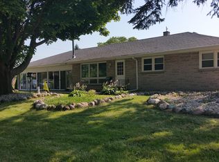 5070 S 30th St, Greenfield, WI 53221