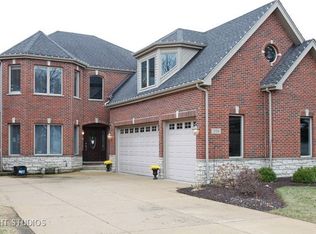 594 W Armitage Ave, Elmhurst, IL