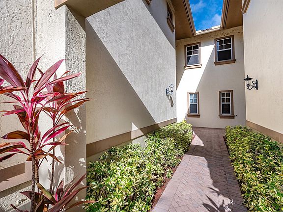 5th image of 6054 NW 116th Drive #6054