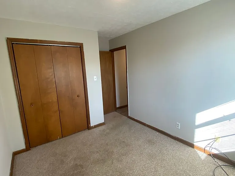 906 Flanders Ln NW — Photo 21