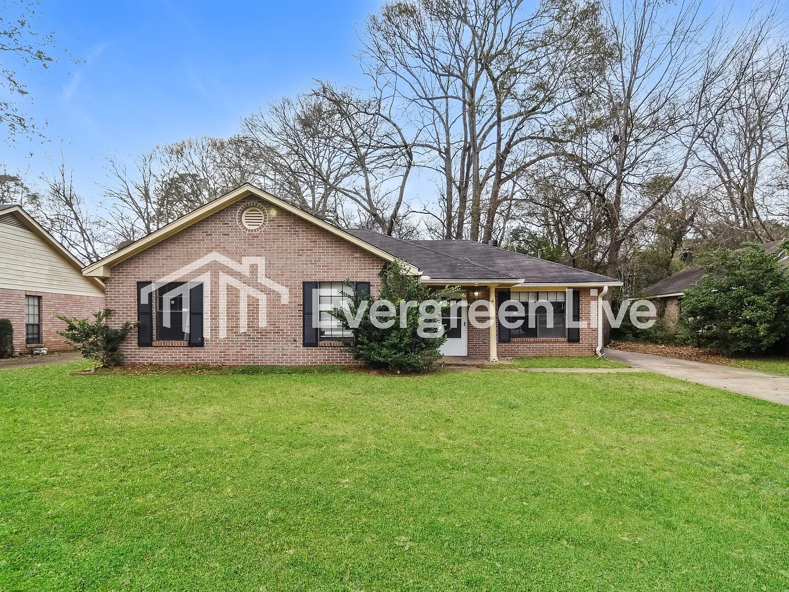3 bed, 2.0 bath, 1344 sqft, $1,195 — Photo 1