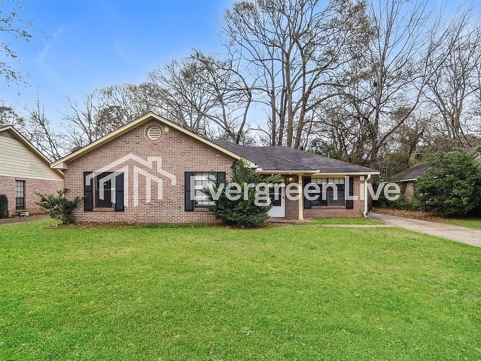 1st image of 460 Forest Park Dr