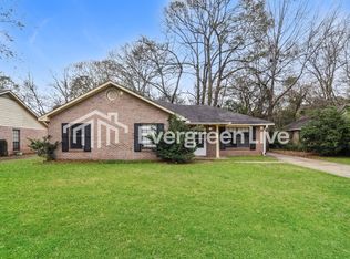 460 Forest Park Dr, Montgomery, AL 36109