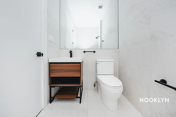 Rented by Nooklyn NYC LLC | media 10