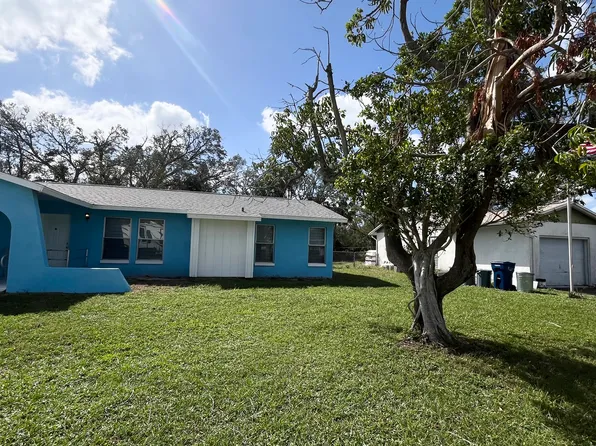 810 Wee Burn St, Sarasota, FL 34243