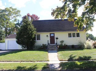 11 Champion Ter, Stratford, CT 06614