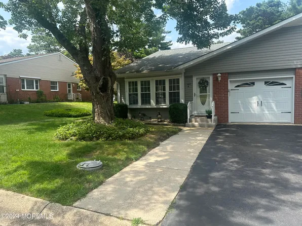 103A Conestoga Drive, Whiting, NJ 08759