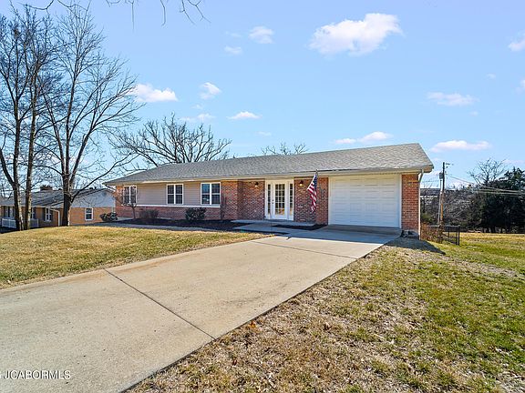 2nd image of 3029 Hogan Dr