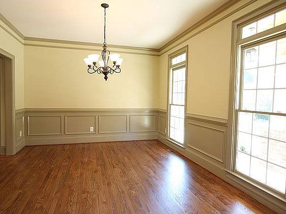 Separate Formal Dining