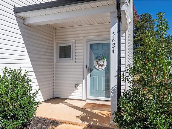 3rd image of 5624 Baverhof Dr