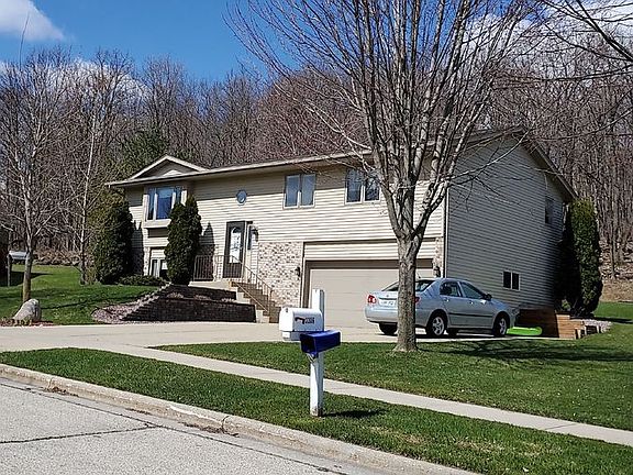 4th image of 3303 Dubin Cir