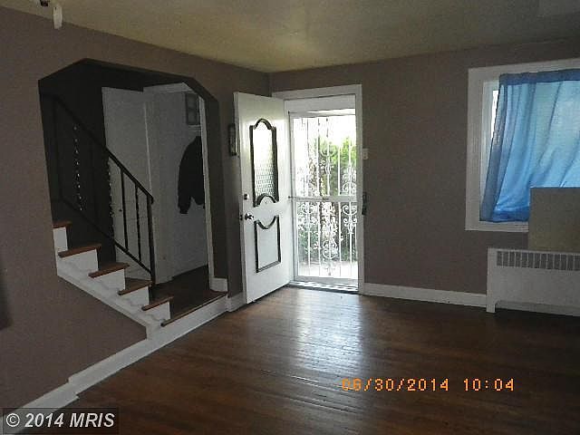2nd image of 3807 Monterey Rd