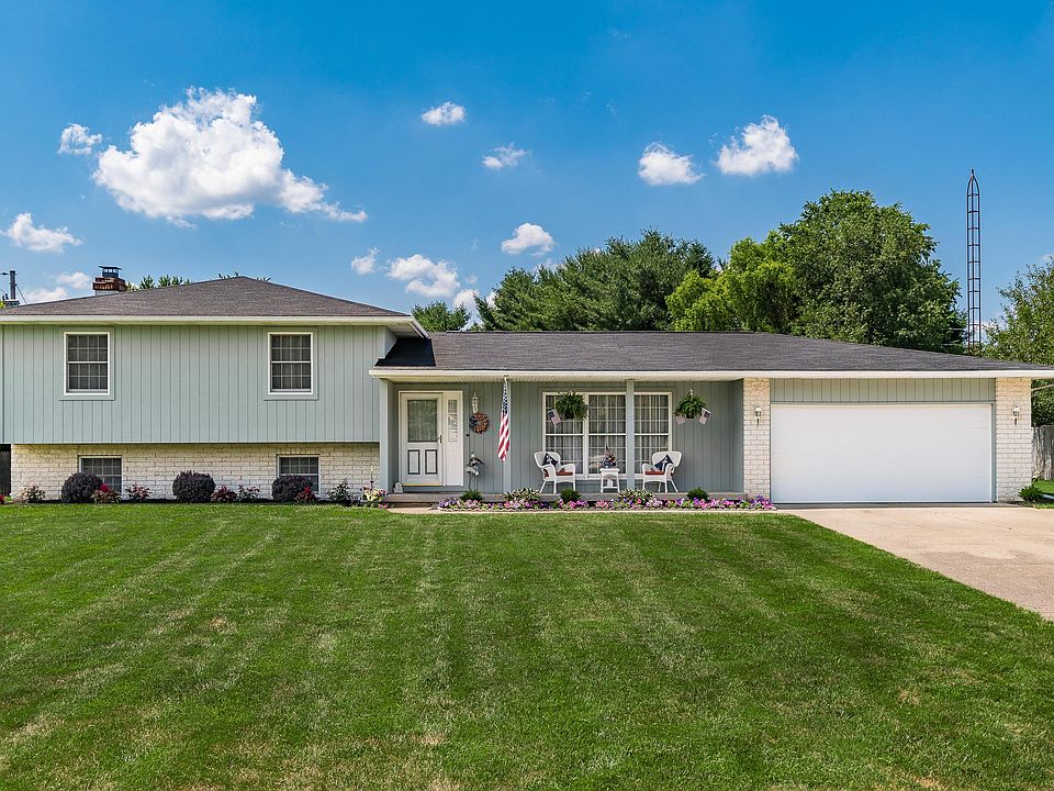 1st image of 496 Courtney Dr