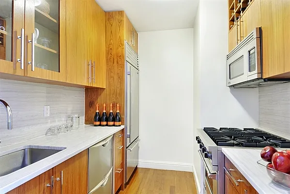 Sold by Citi Habitats | media 28