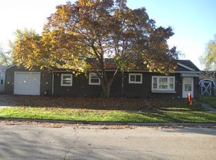 409 E Kankakee River Dr, Wilmington, IL