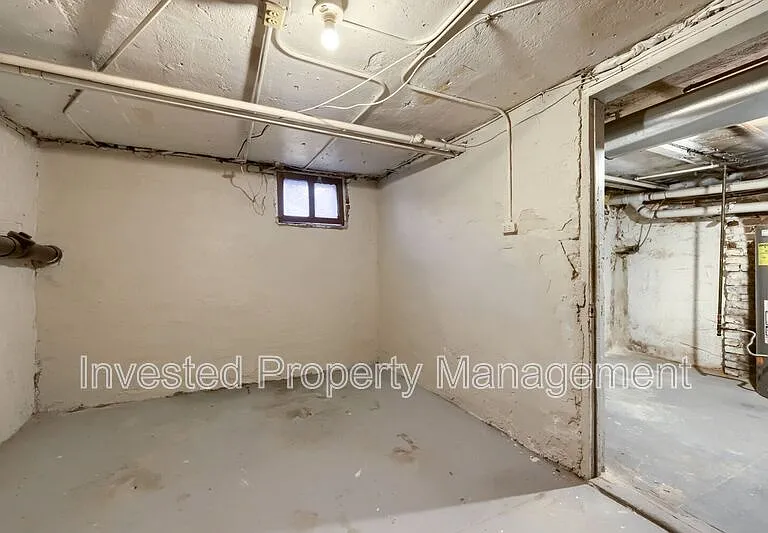 533 E 6th Ave — Photo 10
