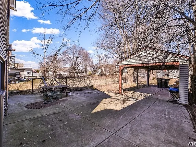 2877 Niagara St — Photo 15