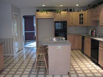 3rd image of 205 Millspring Dr