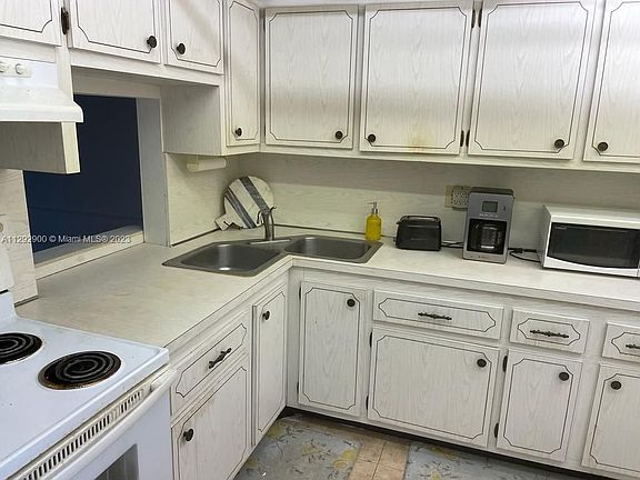 2nd image of 6000 NW 64th Ave APT 304