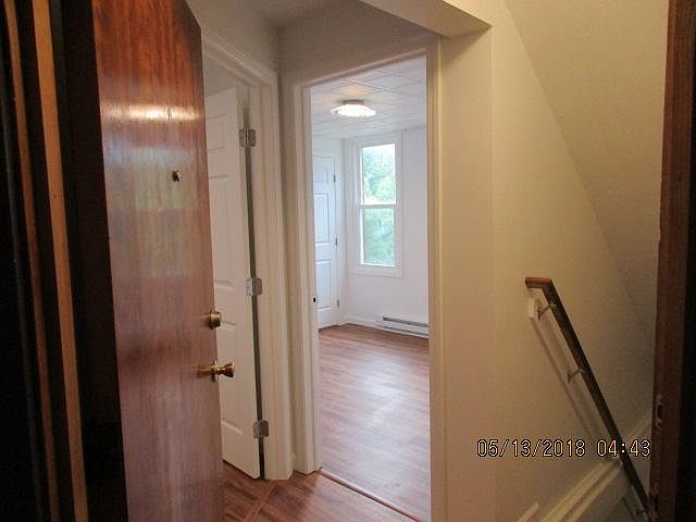 Entrance to apt 1