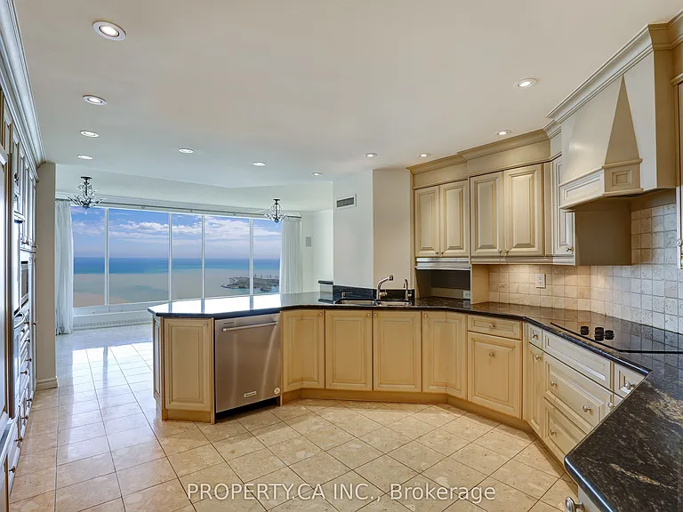 2045 Lake Shore Blvd W #3701 — Photo 4