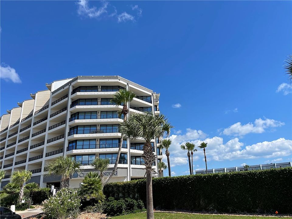 1st image of 1000 N Station St #106