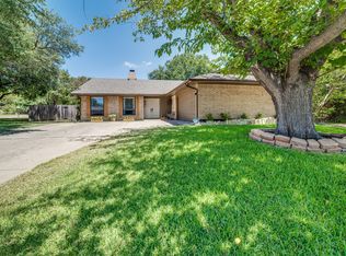2925 Softwind Trl, Fort Worth, TX 76116