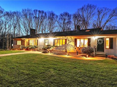 295 Gilbert Stuart Dr, Warwick, RI, 02818