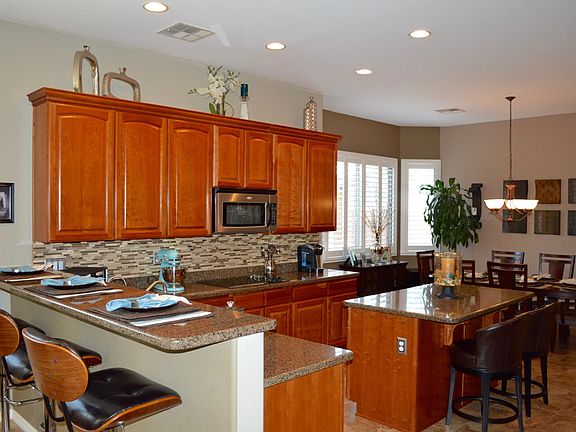 5th image of 1317 E CLARK Drive