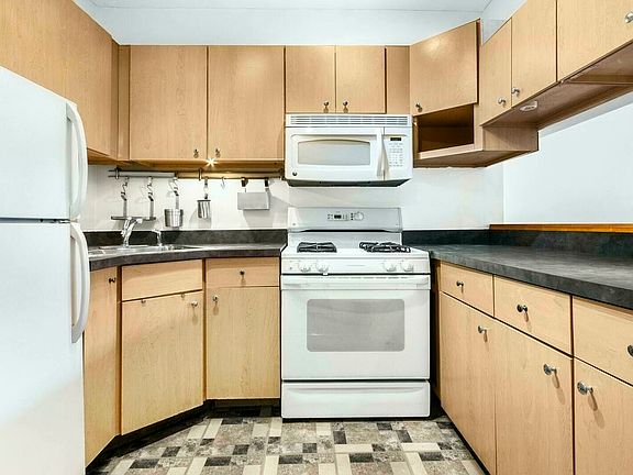 2nd image of 143 W 126th St #1