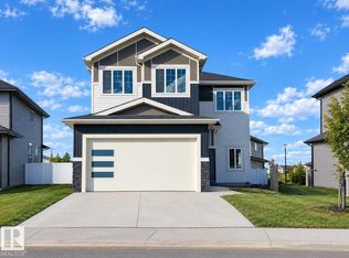 7156 177th Ave NW, Edmonton, AB T5Z 0V9