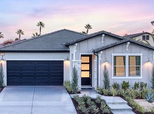 1424 E Via Albero Dr, Fresno, CA 93730