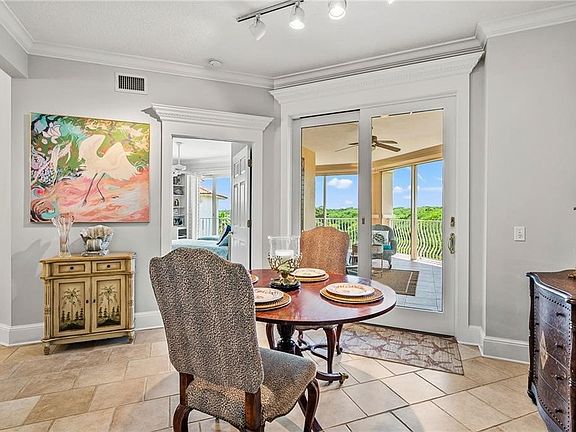 4th image of 410 Beachside Pl