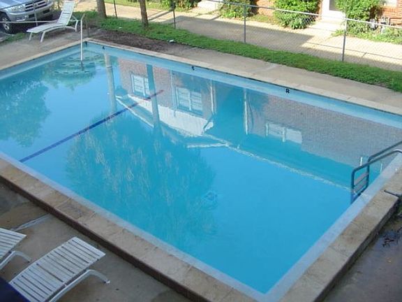 4th image of 401 W Park Ave APT 201