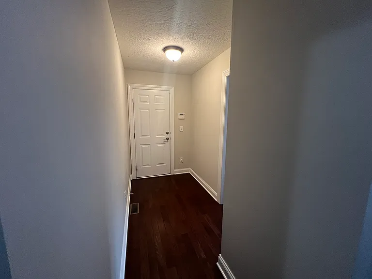8043 Oak Meadow Dr — Photo 24