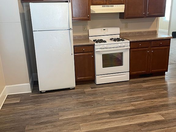 2nd image of 416 S Lincoln Ave