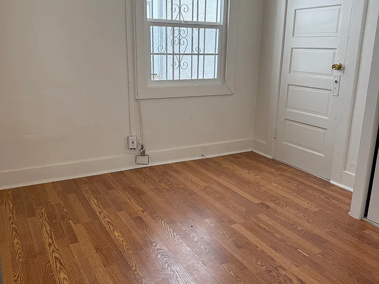 1326 N Serrano Ave #1326 — Photo 13
