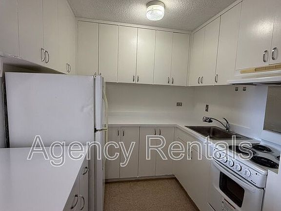 2nd image of 1125 Young St APT 1004