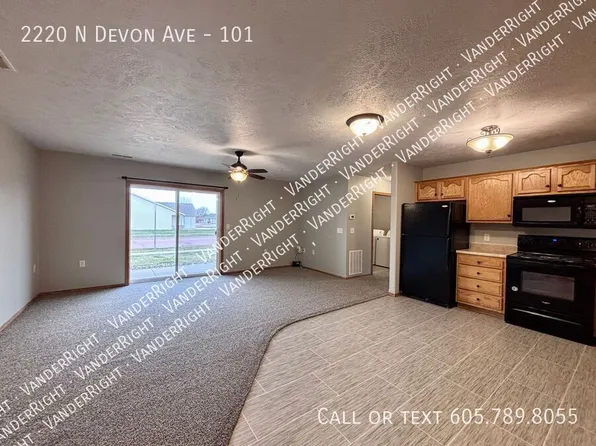2220 N Devon Ave #101, Tea, SD 57064