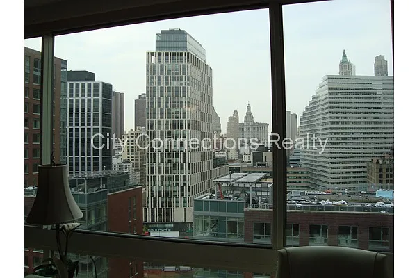 Rented by City Connections Realty | media 10