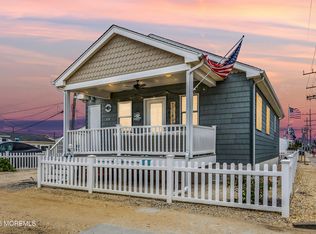 39 E Penguin Way, Lavallette, NJ 08735