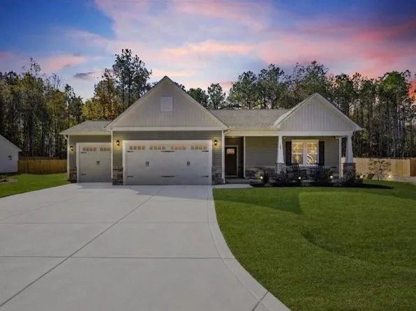 189 Red River Dr, Selma, NC 27576