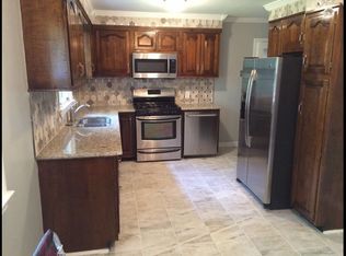 21 Perot Ave, Cherry Hill, NJ 08003