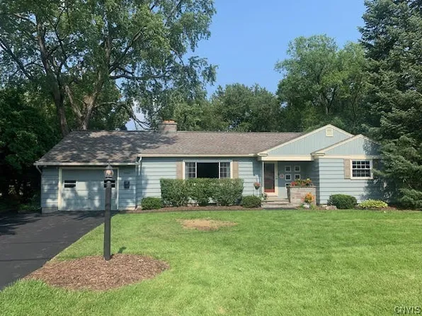 4900 Tenterden Dr, Syracuse, NY 13215
