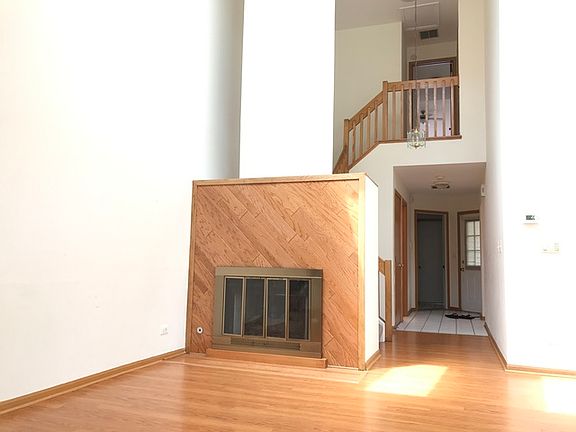 2nd image of 1284 S Parkside Dr #T1