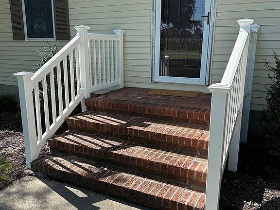 4th image of 3416 Indianbone Rd