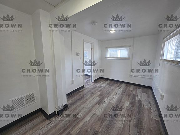 5th image of 2522 E 12th St