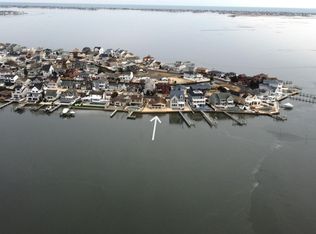 521 Bayview Drive, Toms River, NJ